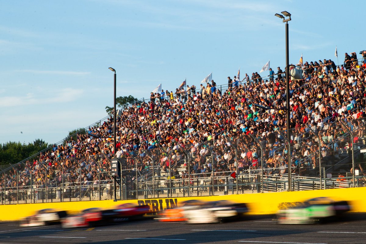 📸 The Battle at Berlin 250 📸

<a href="/BerlinRaceway/">Berlin Raceway</a> <a href="/uaranational/">UARA National</a>