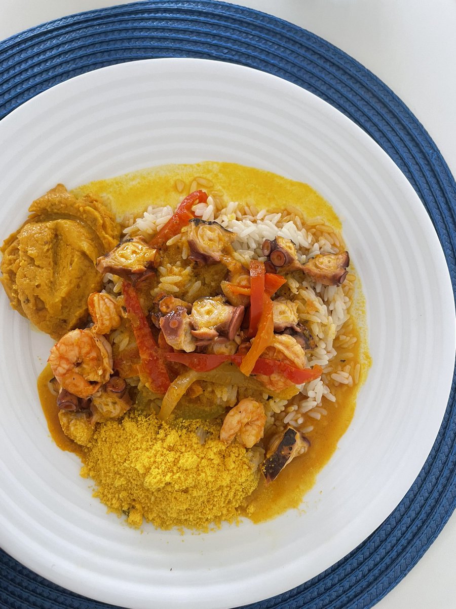 melodedende's tweet photo. moqueca de polvo e camarão cura aonde dói 🧡 https://t.co/WFMtalbNIJ