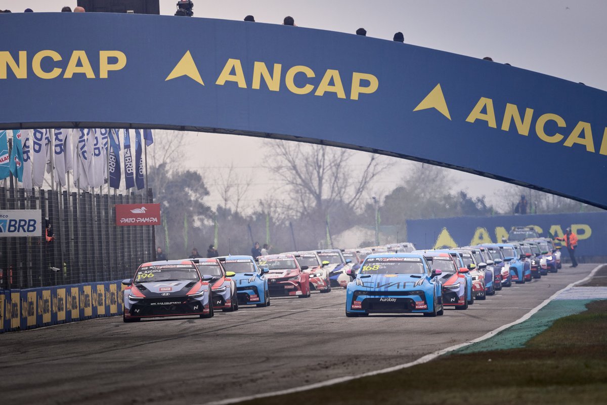 #CyanRacing claimed another two victories when #TCRWorldTour raced in Uruguay, with drivers Yann Ehrlacher and Thed Björk scoring one win each! 🏆🏆
Next up for the Swedish outfit is the penultimate round at Zhuzhou in China 🇨🇳 on October 19-20.