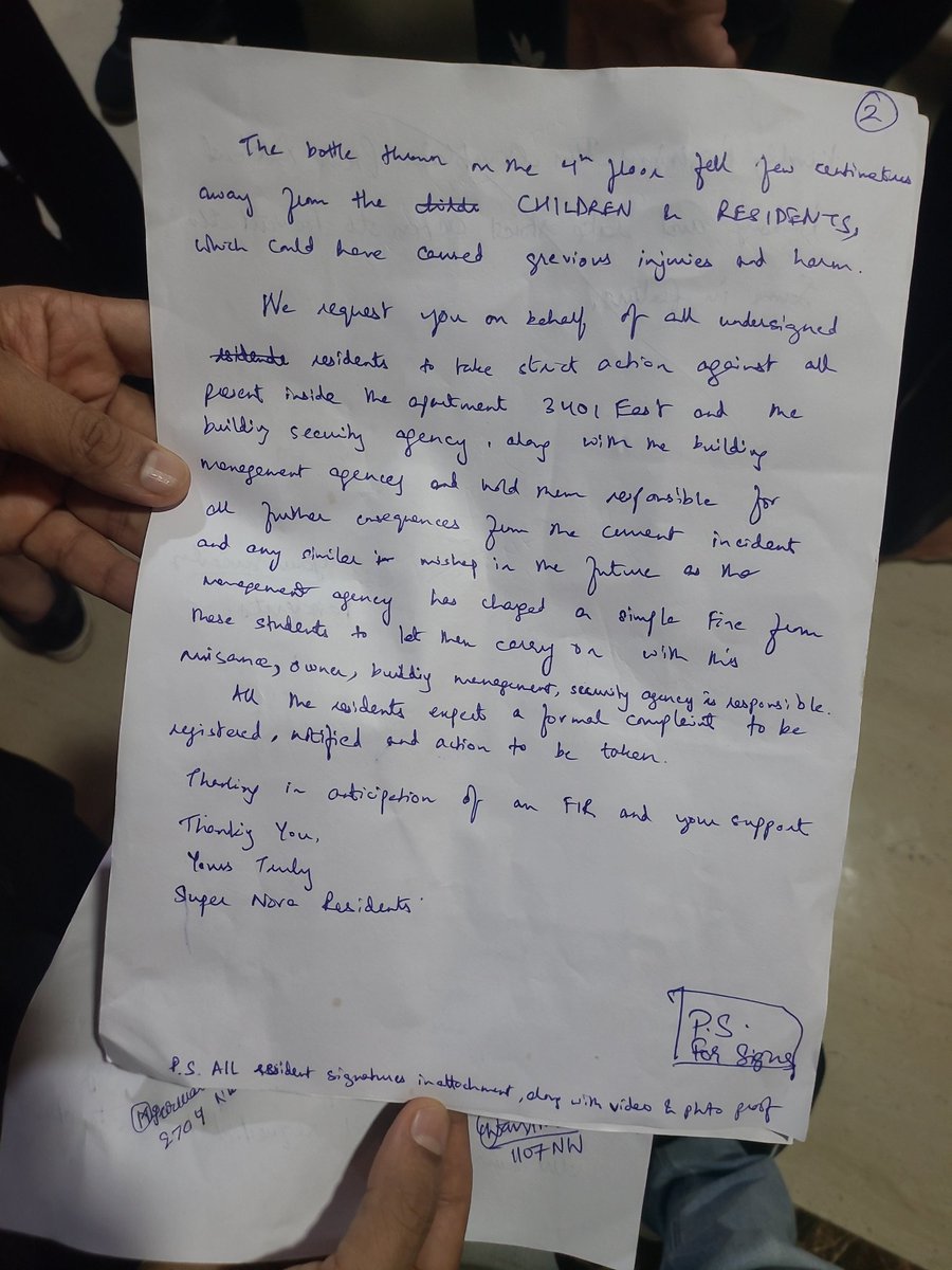 Devendra (@devendr69508125) on Twitter photo Rave party in residential society in Sector 94, Noida, Supernova, Tower Nova East, Flat 3401.
More than 50 underage boys and girls. <a href="/CMOfficeUP/">CM Office, GoUP</a>
#raveparty Rave party in residential society in Sector 94, Noida, Supernova, Tower Nova East, Flat 3401.
More than 50 underage boys and girls. <a href="/CMOfficeUP/">CM Office, GoUP</a>
#raveparty