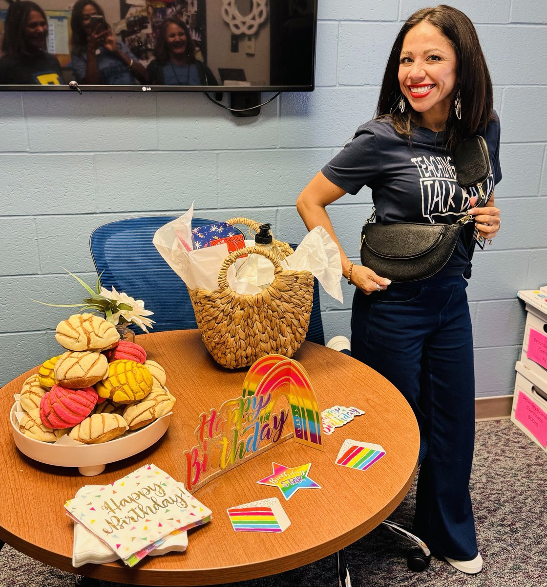 Happy Birthday to the best Boss! Your leadership and support make every day a joy. 🙌 #BestBoss #WorkFamily #Gratitude" ⁦<a href="/ZabGon/">Zabdi Gonzalez</a>⁩