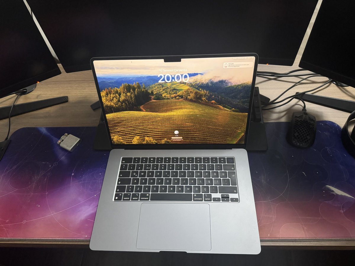 Sistemi kurduğumdan beri hiç kullanmıyorum şehir dışına gittiğimde tablet kullanıyorum 

Hiç bir şey yapmadan MacBook kazanmak isteyen 

Beğenen 1 takipçimize hediye edelim