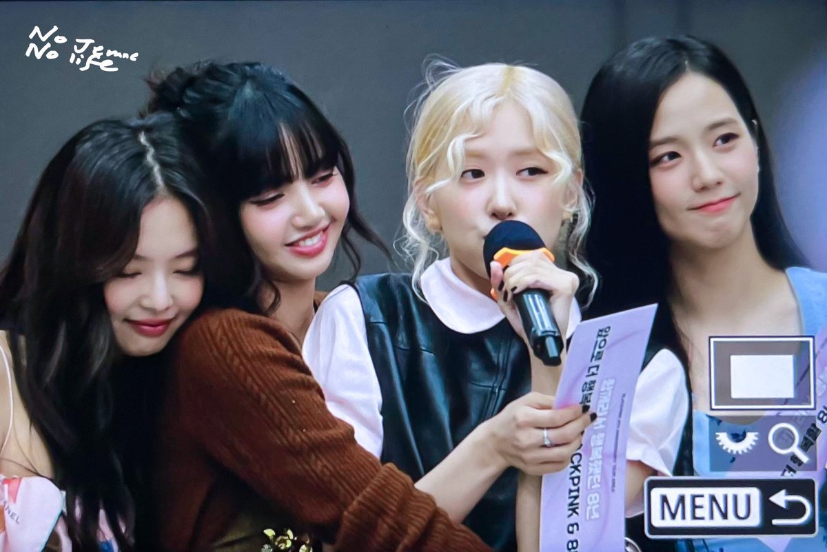 Ale_reign's tweet photo. Estoy tan orgullosa de ustedes, han sido los mejores años desde que las conocí y espero por más 😍😍😍😍

ETERNITY WITH BLACKPINK
#8YearswithBLACKPINK 
#영원히_핑크빛일_블랙핑크_팔주년 https://t.co/ZzuVjBtejv