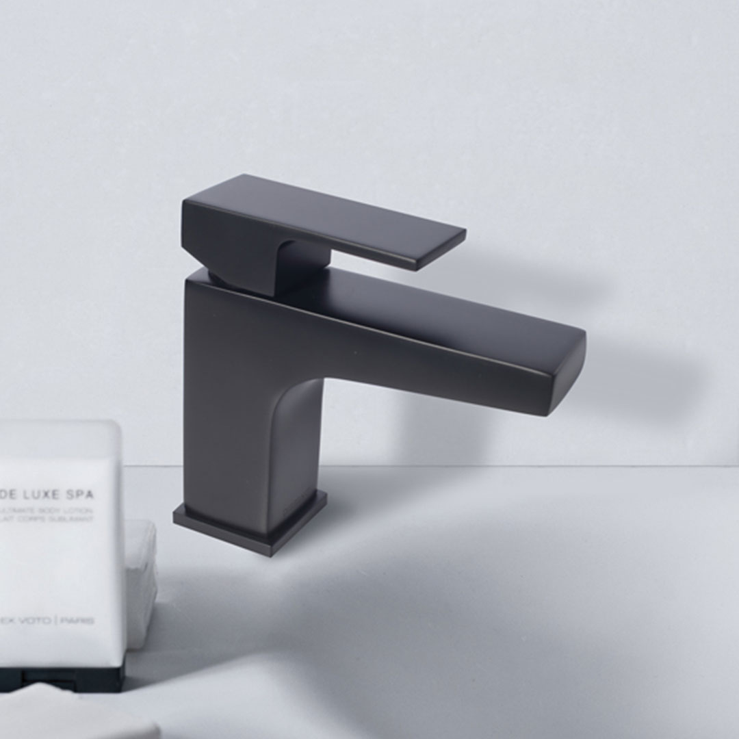 AQUADESIGNI's tweet photo. DISEGNO™ faucets add a touch of sophistication to any bathroom. Experience the difference. 💎🌟 #SophisticatedTouch #BathroomDifference #aquadesign #bathroom #dreambathroom #bathroomdesign #bathroomremodel #bathroomideas #plumbing #faucet #bathroom #homeideas #luxurybathroom https://t.co/qNeM2t7qhF