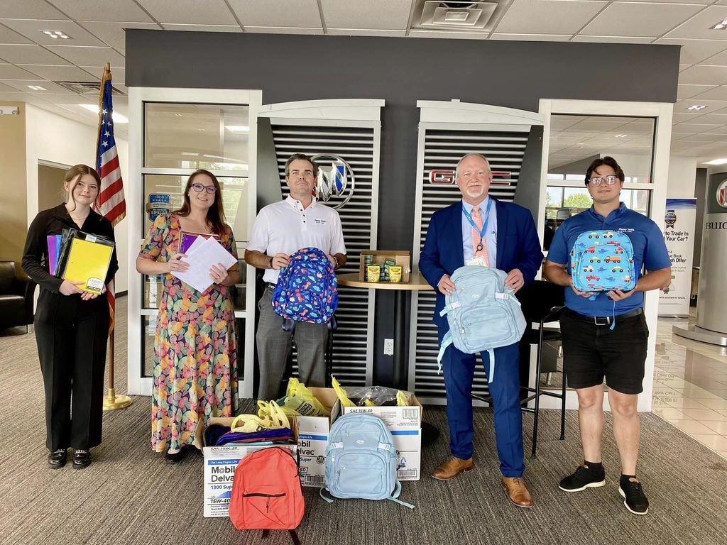 LCSforKids's tweet image. THANK YOU: The last several weeks Jimmy Smith Buick-GMC, has been collecting school supplies for our students. Thanks to their efforts, Superintendent Dr. Randy Shearouse was able to deliver those supplies to Tanner Elementary School today.