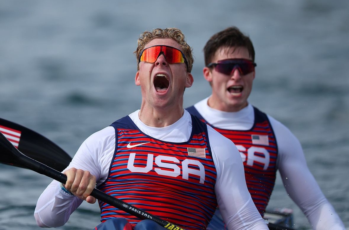 UW's tweet photo. Current UW student Jonas Ecker &amp; Aaron Small made history, becoming the first USA entry in 24 years to reach the Olympic final in Men’s Kayak Double! 🇺🇸 They finished 8th—an incredible feat for two non-varsity athletes who trained in their spare time.  
 #Paris2024 #GoHuskies https://t.co/toXvDt2hkr