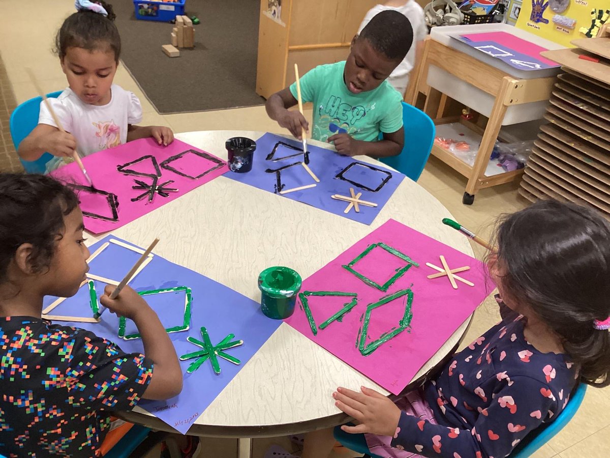 muppetschildren's tweet image. Creativity and learning combined at Muppets-Pickering! 
Preschoolers had a fantastic time practicing their shapes using popsicle sticks.

#MuppetsPickering #PreschoolLearning #Shapes #CreativePlay #EarlyEducation #FineMotorSkills #VVCS #VictoriaVillage