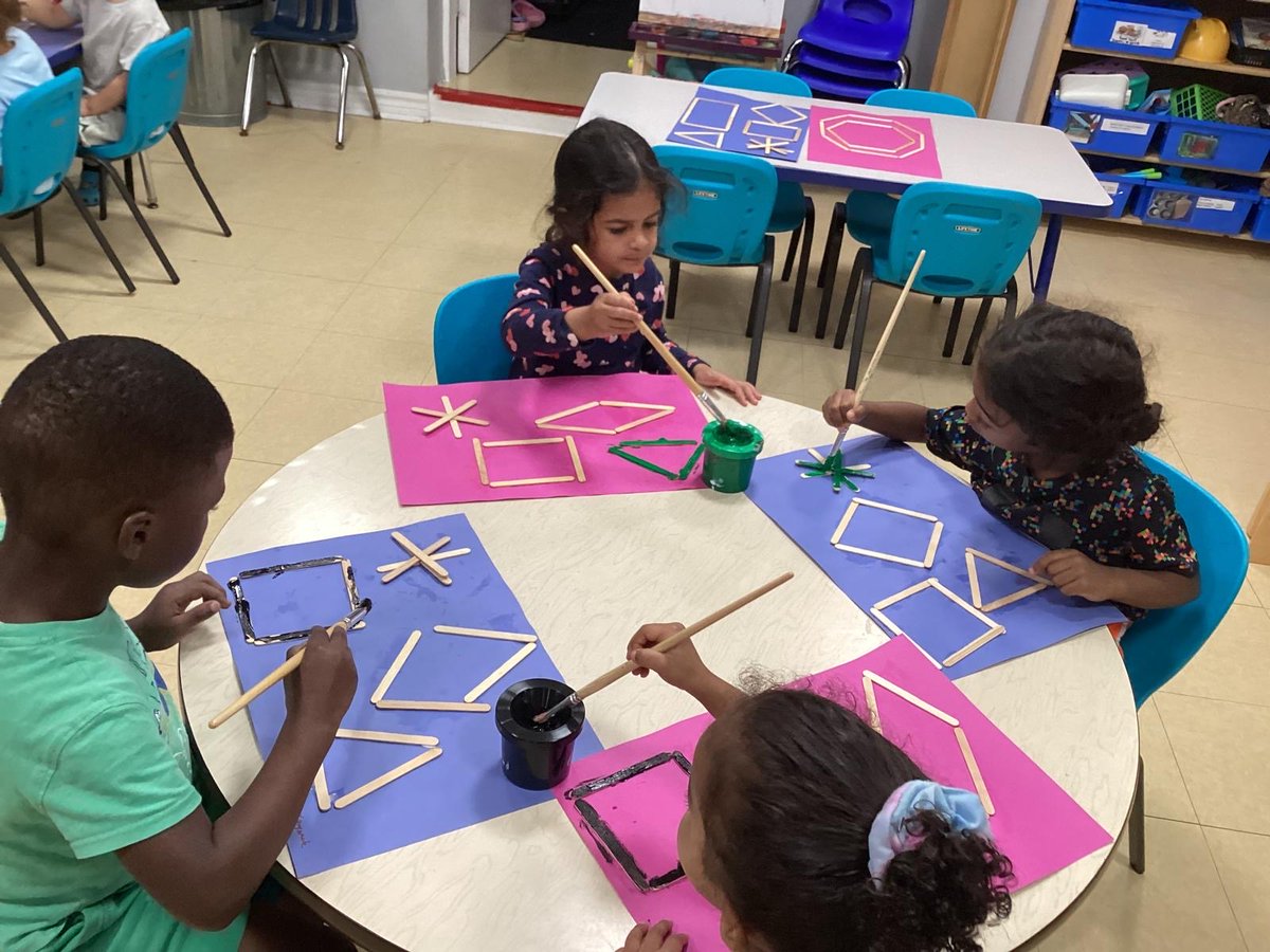muppetschildren's tweet image. Creativity and learning combined at Muppets-Pickering! 
Preschoolers had a fantastic time practicing their shapes using popsicle sticks.

#MuppetsPickering #PreschoolLearning #Shapes #CreativePlay #EarlyEducation #FineMotorSkills #VVCS #VictoriaVillage