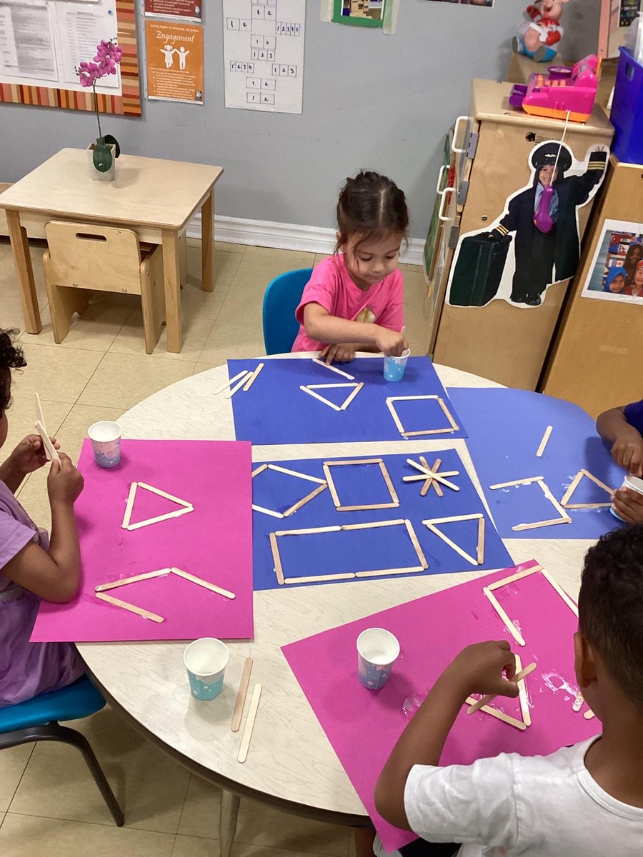 muppetschildren's tweet image. Creativity and learning combined at Muppets-Pickering! 
Preschoolers had a fantastic time practicing their shapes using popsicle sticks.

#MuppetsPickering #PreschoolLearning #Shapes #CreativePlay #EarlyEducation #FineMotorSkills #VVCS #VictoriaVillage