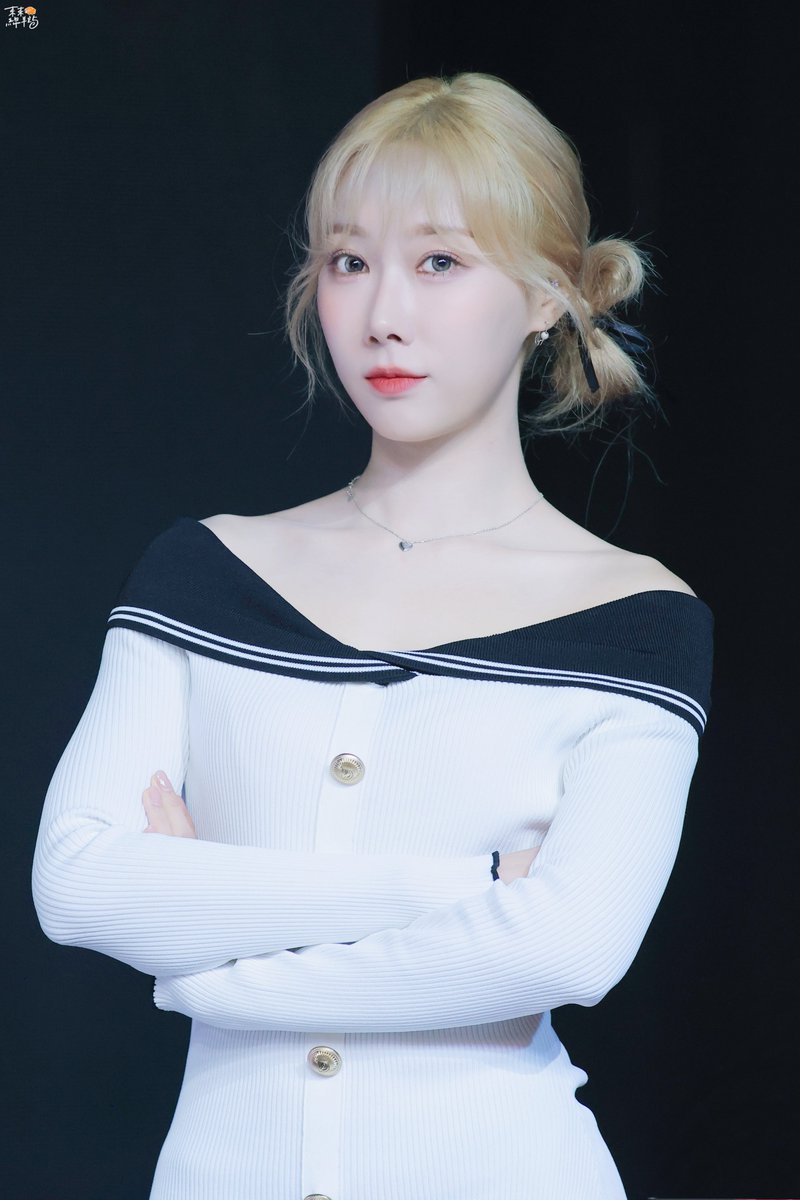 240809 签售

#한동 #韩东 #HANDONG
#드림캐쳐 #DREAMCATCHER
<a href="/hf_dreamcatcher/">드림캐쳐 Dreamcatcher</a>