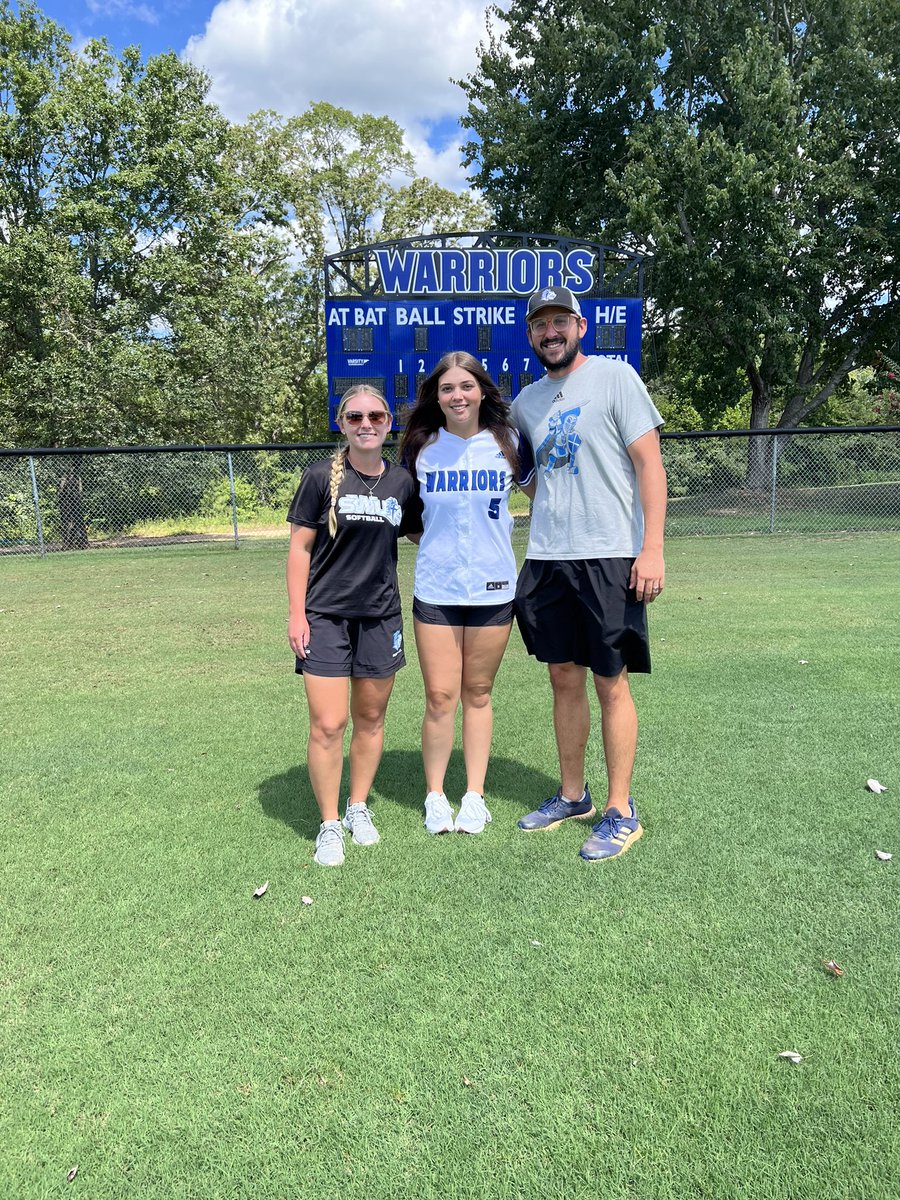 Kyla Head tweet media