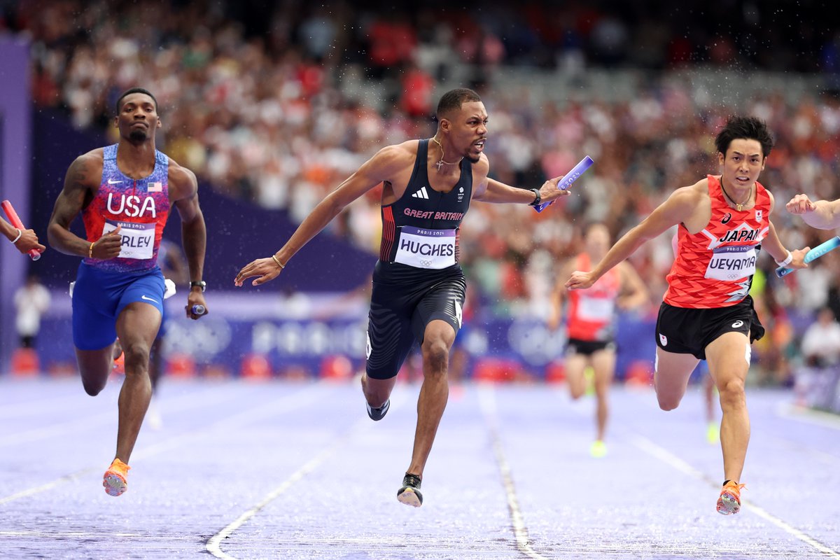 WorldAthletics's tweet photo. Who saw this coming ⁉️

Men's 4x100m podium ⬇️

1. 🇨🇦 37.50
2. 🇿🇦 37.57 AR
3. 🇬🇧 37.61

#Paris2024 #Olympics https://t.co/Tca3Viocr9