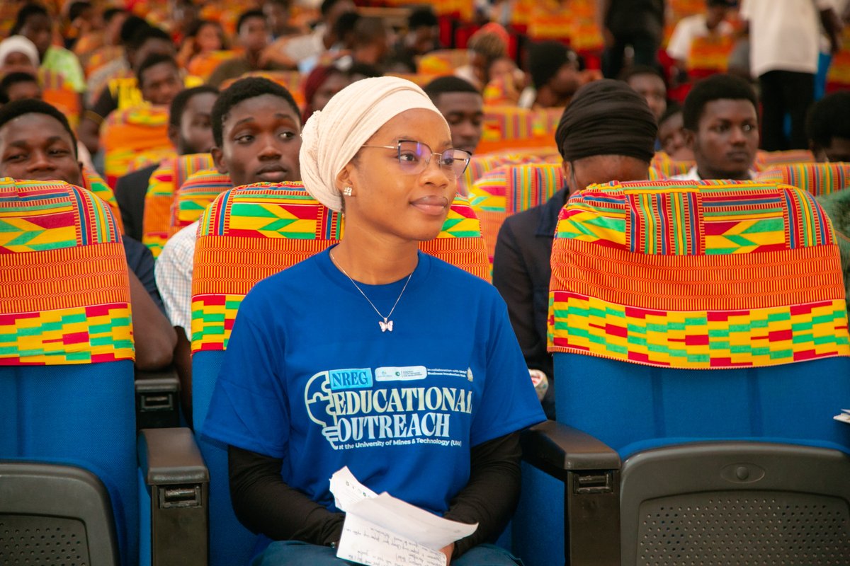 YouthNREGGh's tweet photo. The day opened with a presentation from the focal lead of the Youth-NREG platform, Justina Amoah who gave a thought-provoking and action-packed address on the platform's mantra for the year, #WeAreShifting. https://t.co/sg75mSYXiR