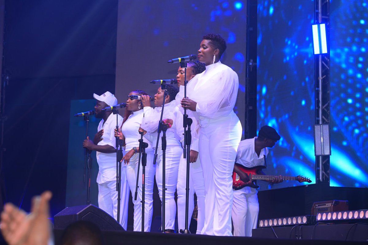 mtnug's tweet photo. Our trade marketing manager @MildredNsinda enjoying Ugandan music at @HajjiHaruna concert happening now at @kampalaserena proudly supported by @mtnmomoug and #MTNCallerTune. Dial *170*15# for your favourite Haruna Mubiru song. #SupportingUgMusic https://t.co/1lZlnK6pdO