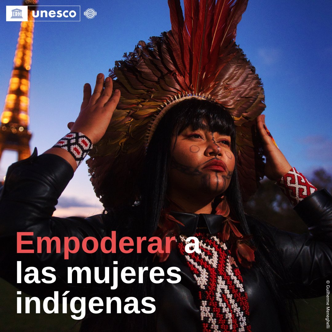 Las mujeres indígenas desempeñan un papel clave en sus comunidades y más allá de ellas.

Apoyémoslas en la lucha por sus derechos y para ocupar el lugar que les corresponde en la mesa donde se toman las decisiones. #SomosIndígenas  vía @UNESCOenespanol