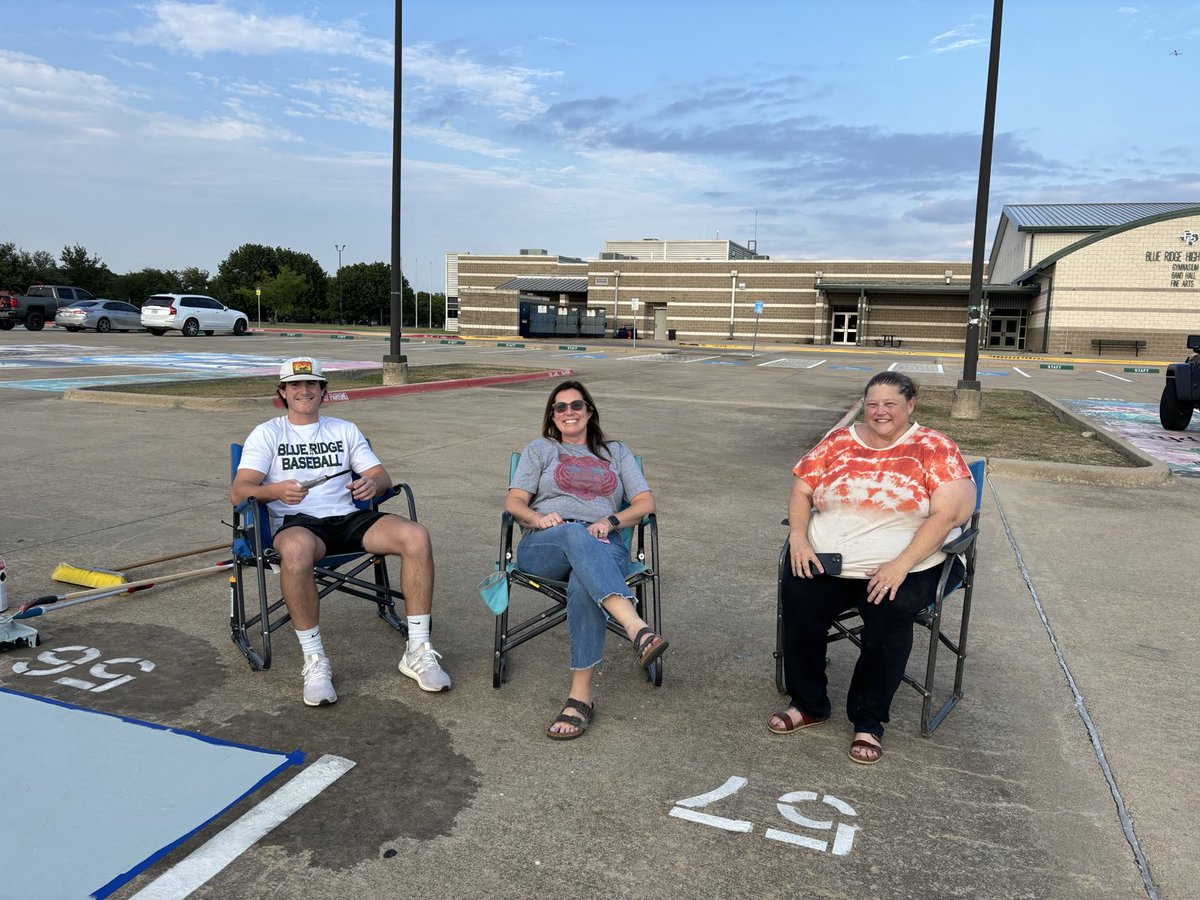 ⁦<a href="/brhs_tigers/">Blue Ridge High School</a>⁩ Literally watching paint dry!