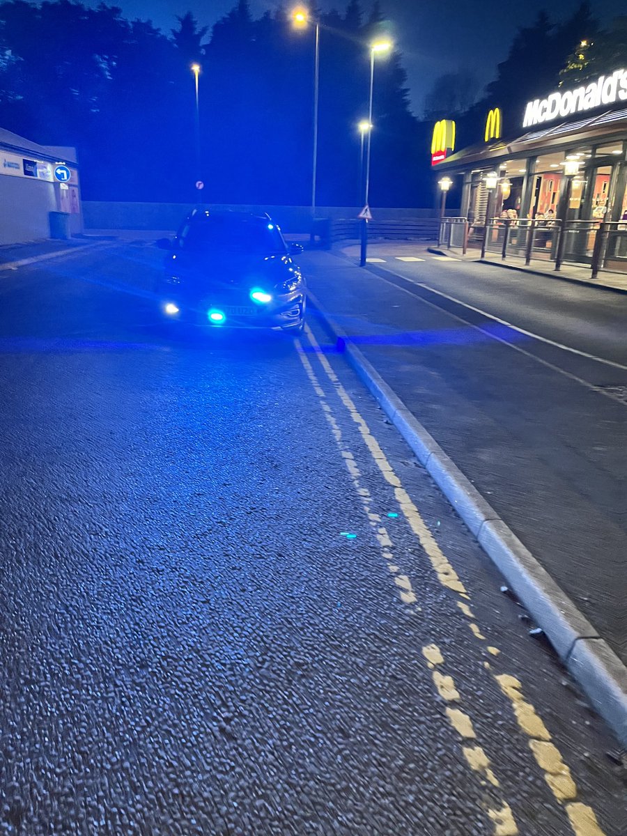 Special Cop👮 tweet media