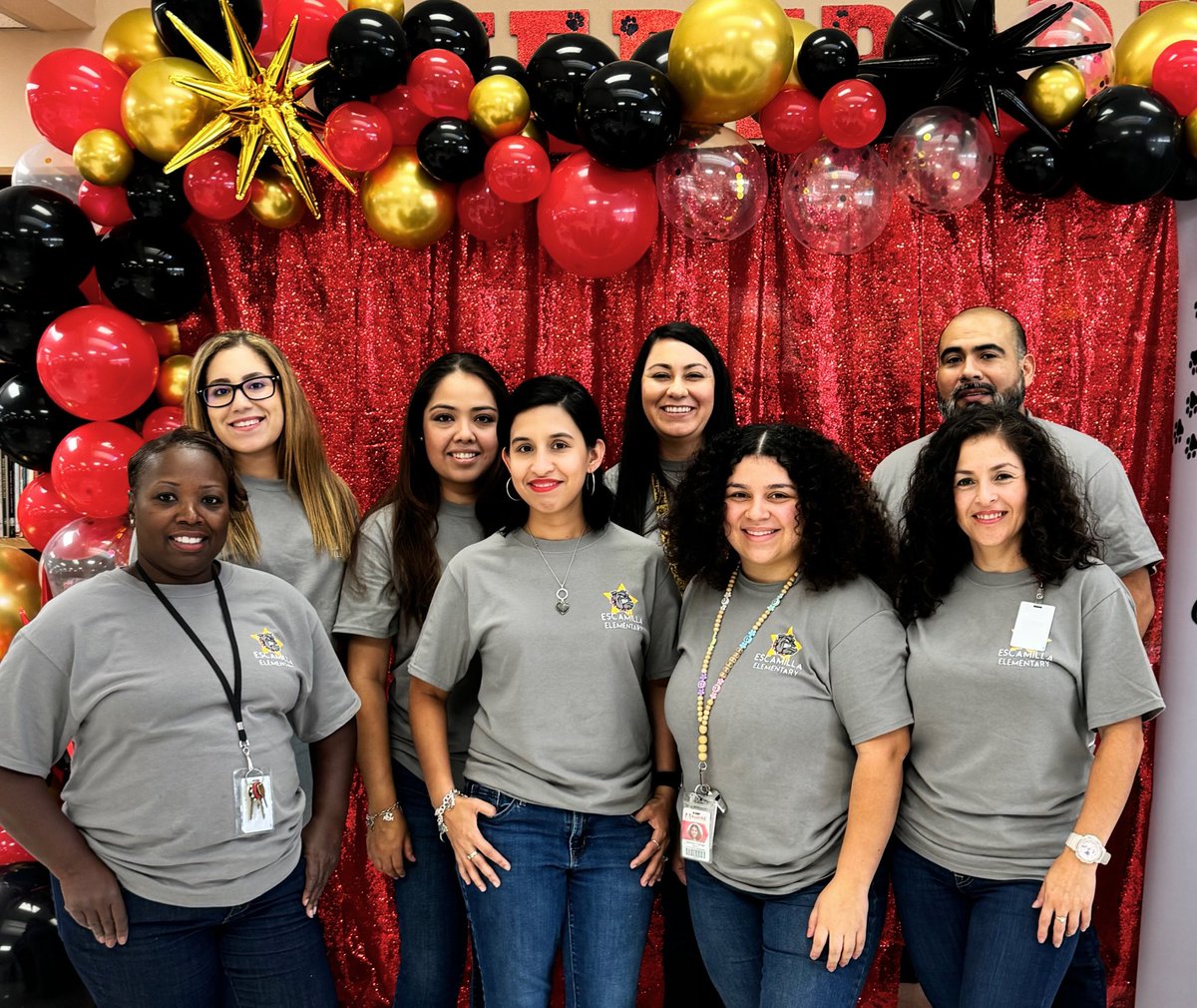 Ready to start off the school year with this amazing team!♥️♥️📸