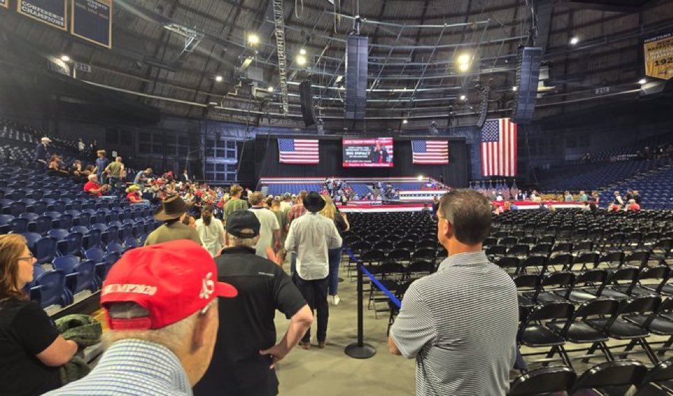 It definitely wasn’t a hydraulic leak.

Word got to Trump that the 7,000 seat arena hosting his rally in Bozeman Montana tonight was pretty much empty.

#LaughAtTrump