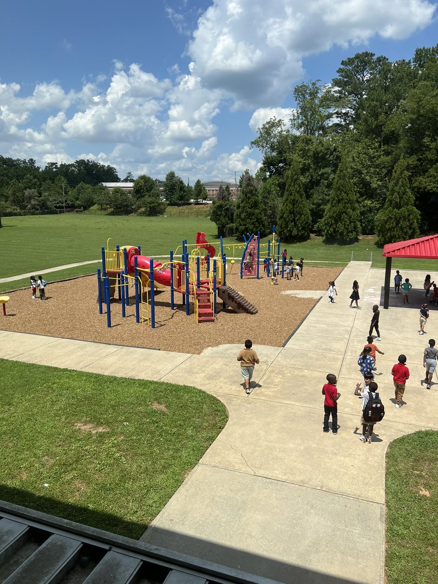 #FunFriday #AsaGHilliard <a href="/FCS_SEC/">FCS SEC</a> #FCSBacktoSchool