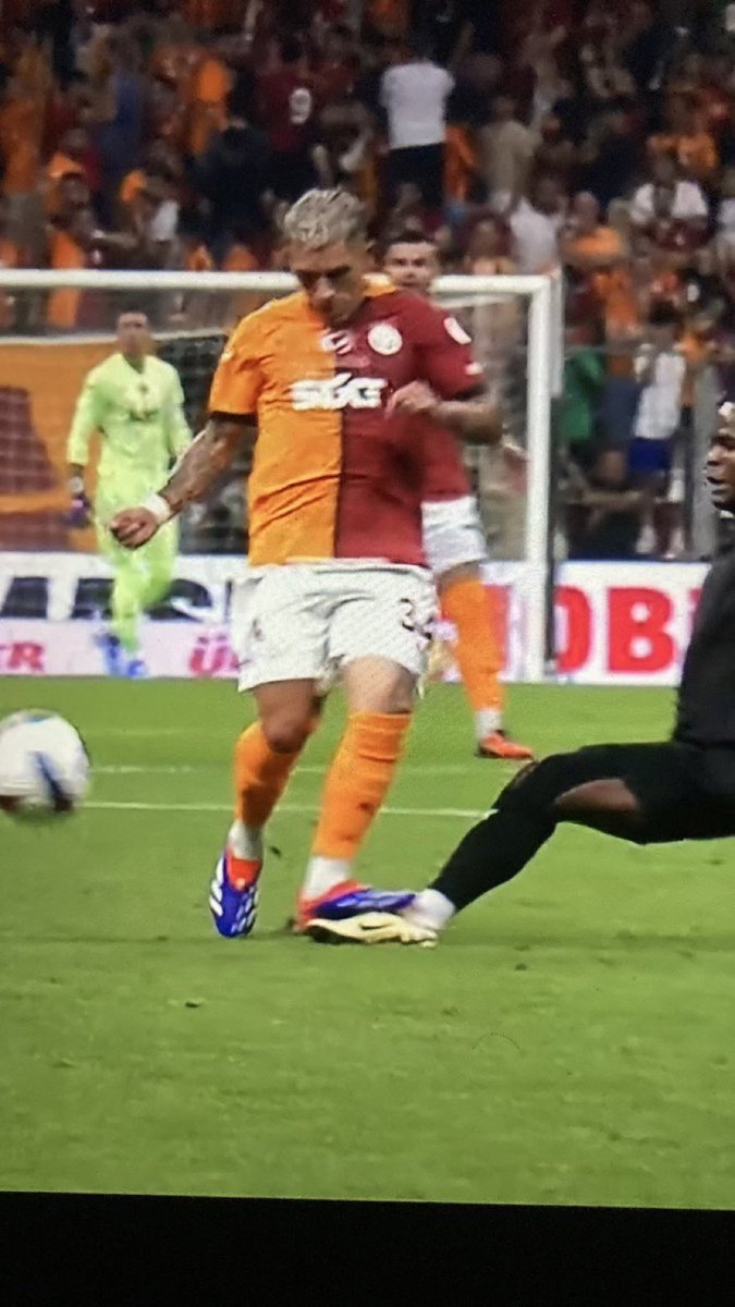 Torreyra lige kaldığı yerden devam ediyor adil bir lig olacak dediniz TFF 
#GSvHTY