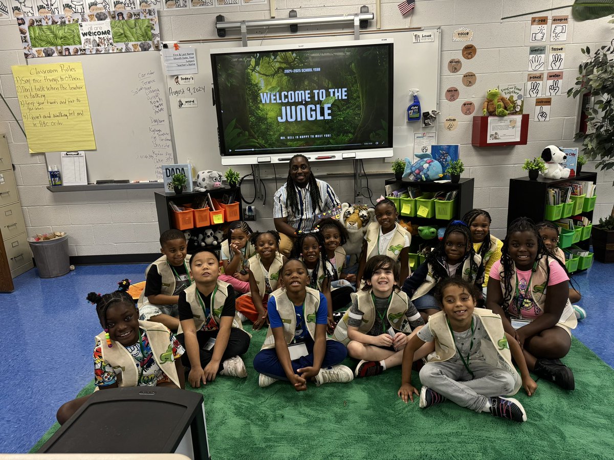 MrBellteach's tweet photo. The mission has began! 180 day mission on the move!! Can we survive and make it out of the jungle?
We survived the first day of school!!!
Check out their jackets and work IDs
#teambell
#secondgrade
#missingafew
TeachingwithmisterB https://t.co/GVymXo7zpU