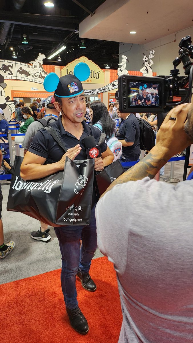 ABC7's tweet photo. Here's a behind the scenes look at @abc7tony and @abc7DavidGonz at #D23.  Don't miss our ON THE RED CARPET AT D23 special airing Sunday at 6:30pm. https://t.co/pTI4yzQwxN