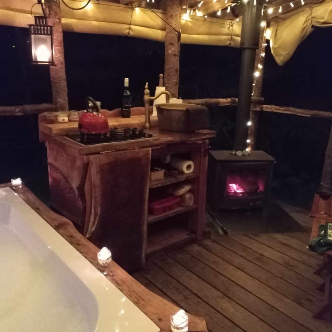DuncanLindsay's tweet photo. Would recommend everything about Dreamcatcher Cabins near Aberfoyle, Scotland

The most perfect and serene stay, wiped away a lot of negativity and stress we were going through and rejuvenated us spiritually and mentally.

https://t.co/KQFyQT0DY3 https://t.co/soV785wchm