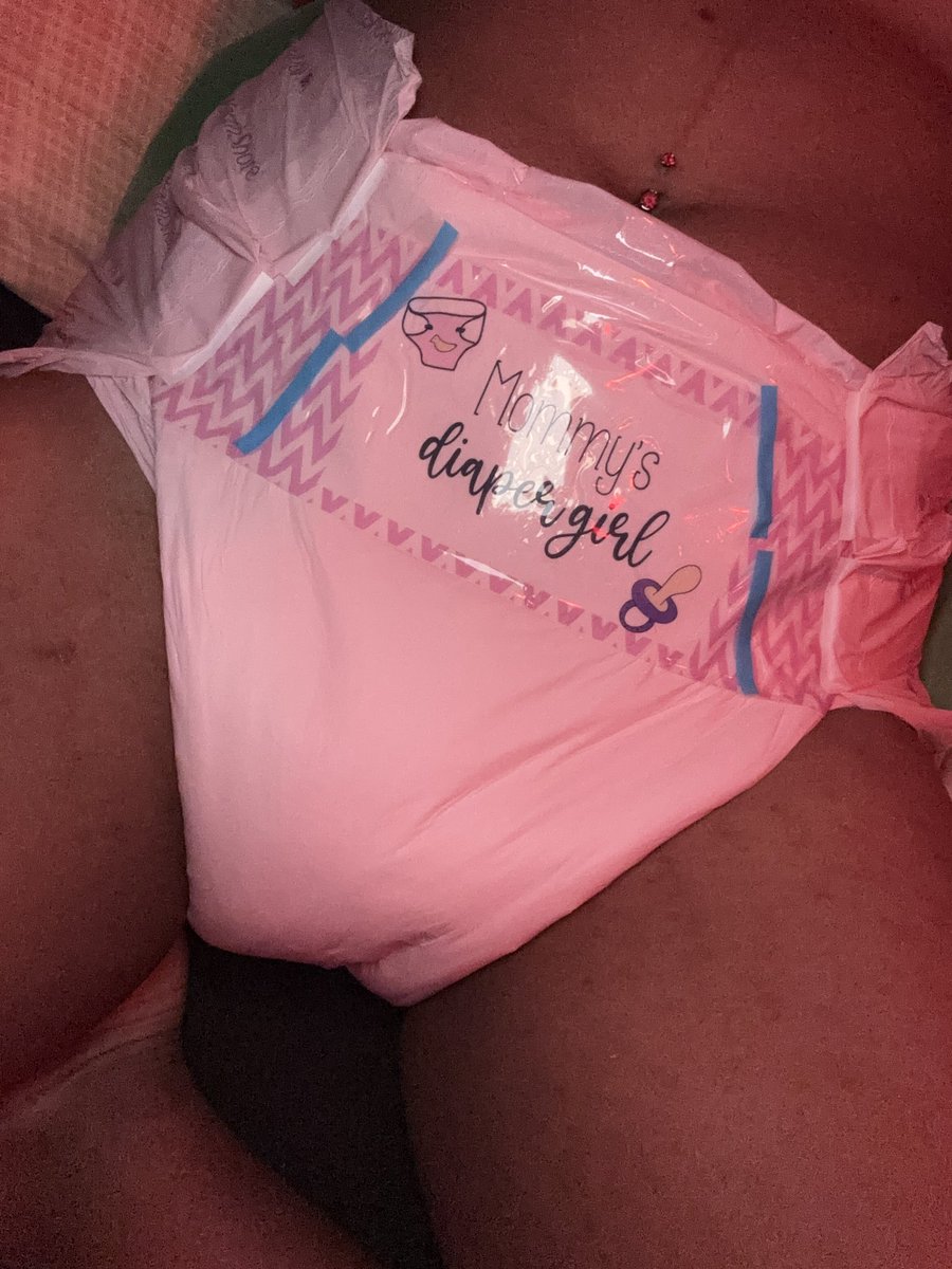 Pwincess Rosie (pwincessrosie666.Bsky.Social)’s pics and videos