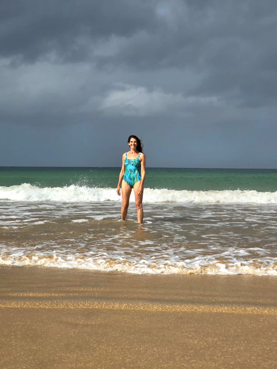 kathydjourno tweet media