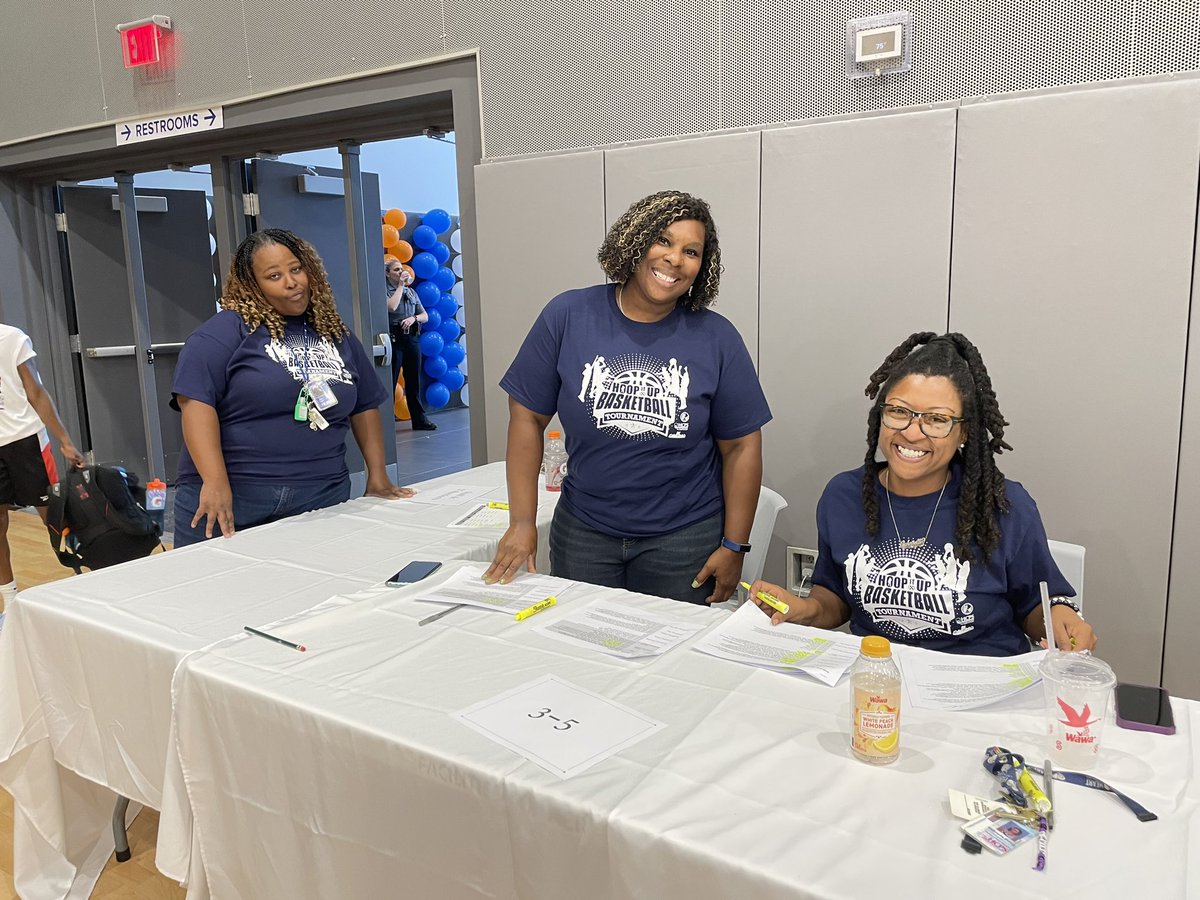 We are still having a great time at the HCPS Back to School Kick-off event! You don’t want to miss out!