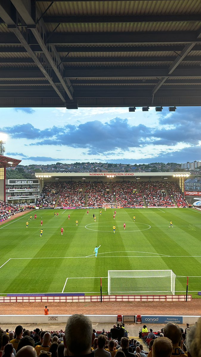 mtfcbilly's tweet image. brilliant lads