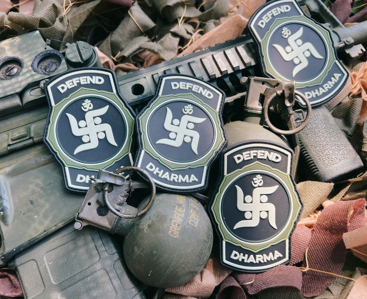 NewsIADN's tweet photo. 📸 Ukraine Army uses sacred "OM" Swastik patch at War Front 

#UkrainianArmy #RussiaUkraineWar #IADN https://t.co/BXw1fUrcCA
