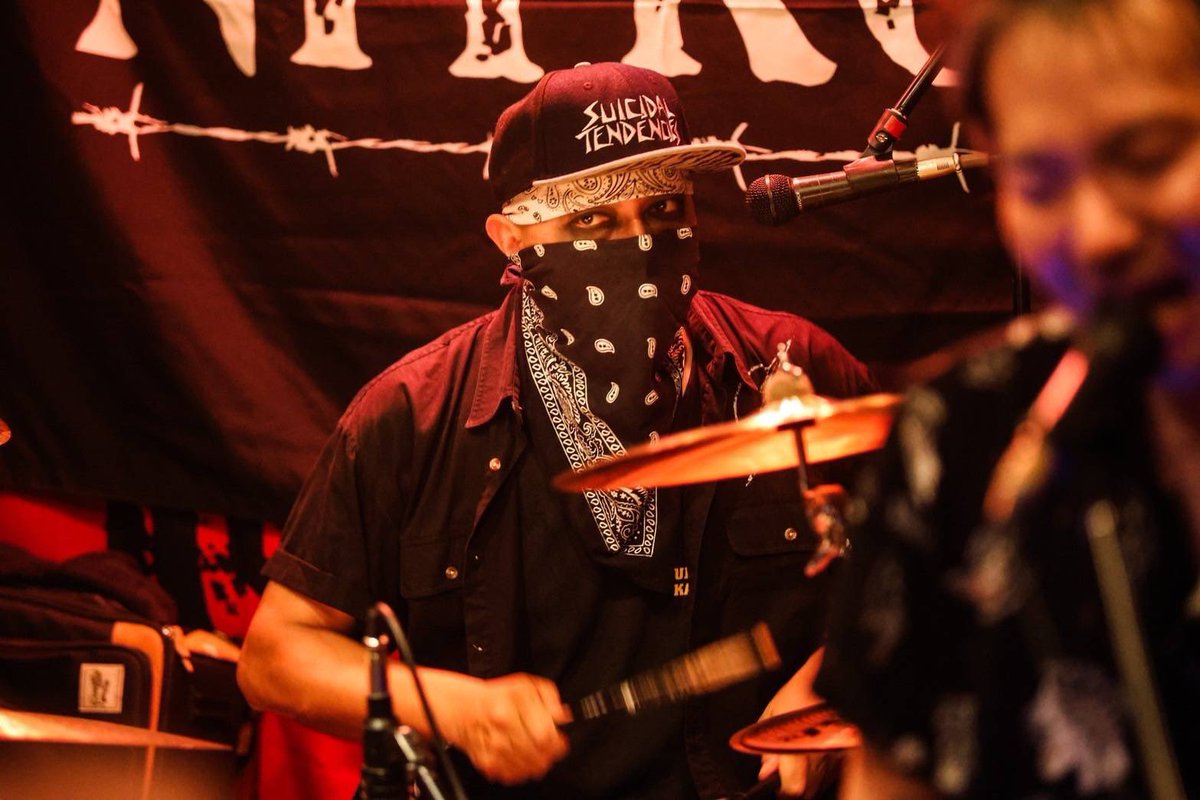 tomas69b's tweet image. 先日の蒲郡BUZZHOUSE
&quot;GET WASTED&quot;

shoot by D.B.H.⚡️
@deadbonehanging 
ありがとうございます⚡️

#tomasthundersupport🥁⚡️ #nitrox #photographer #gbh #punkrock