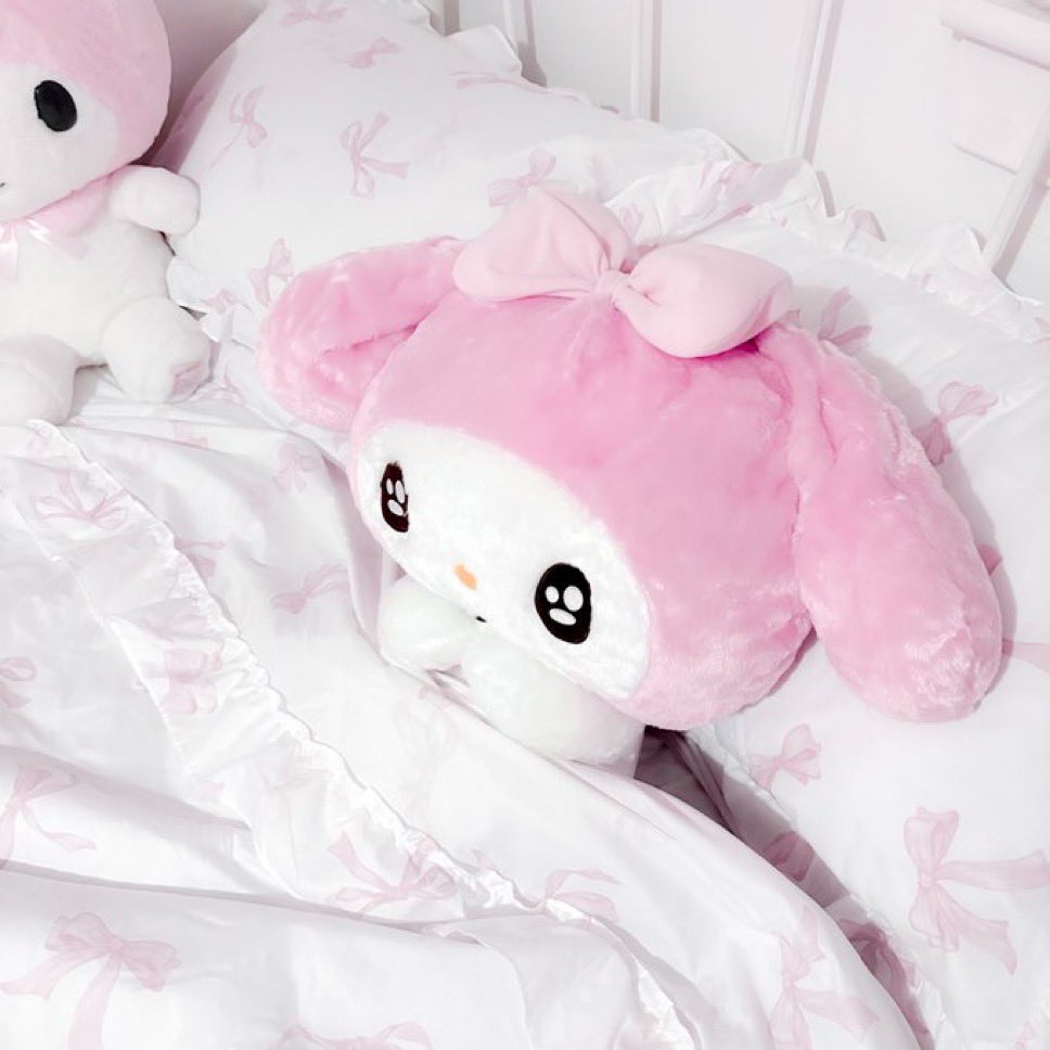 me and where i post from ♡︎