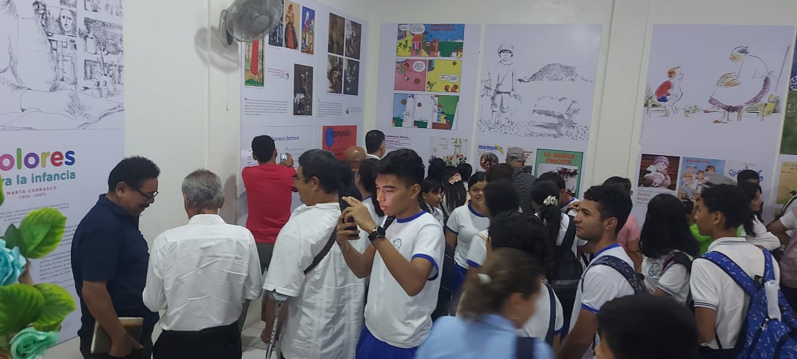 Embajada de Chile en Nicaragua con el apoyo del Instituto de las Culturas y la Alcaldía de El Viejo Chinandega, inauguró la exposición “Marta Carrasco, colores de la infancia” en la Casa de Cultura de dicha ciudad, la que estará abierta de manera gratuita hasta el 20 de agosto.