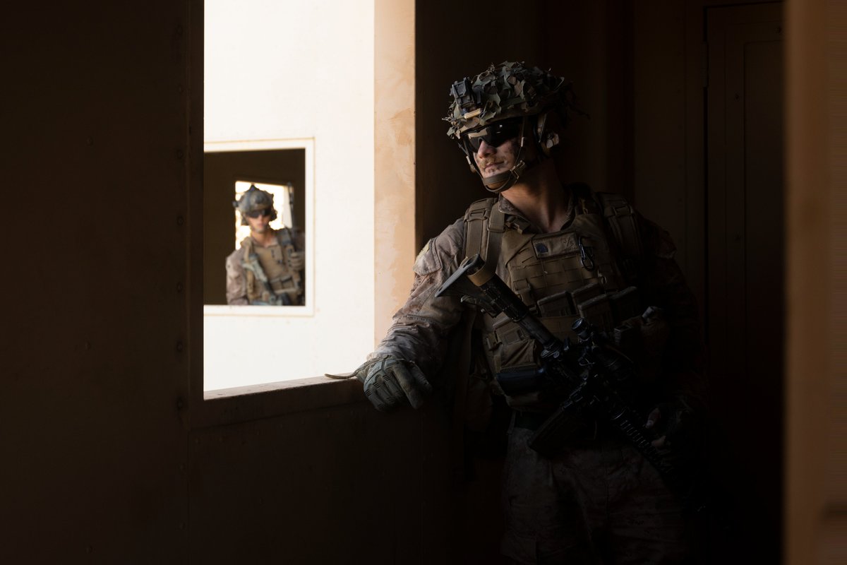MCAGCC29Palms's tweet photo. Marines with 3/5, @1st_Marine_Div, conducted urban company defense during AFX as part of SLTE 5-24.

#SLTE 5-24 is purpose built to train and validate the IBX as part of a larger MAGTF operation as a Stand-in Force across a contested multi-domain distributed environment. https://t.co/ZZzoKXlSqx