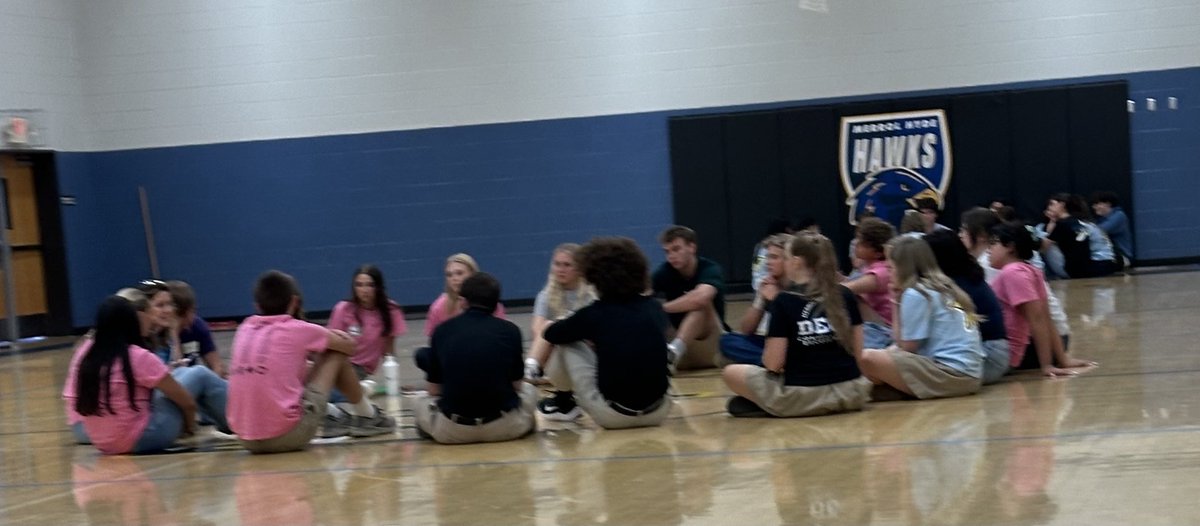 traceyarmour's tweet photo. First Annual MHMS Student Leadership Conference ⁦@merrolhydehawks⁩ was a huge success!  The day ended with small group seminars. ⁦@PaideiaCenter⁩ ⁦⁩ https://t.co/ISXt0VOhxc