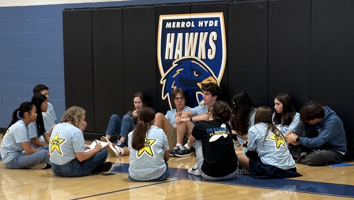First Annual MHMS Student Leadership Conference ⁦<a href="/merrolhydehawks/">Merrol Hyde Magnet</a>⁩ was a huge success!  The day ended with small group seminars. ⁦<a href="/PaideiaCenter/">Paideia Center</a>⁩ ⁦⁩