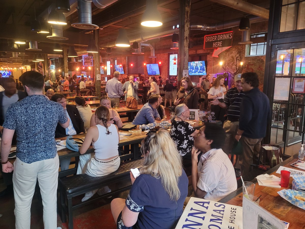 Anna Thomas for PA State House tweet media