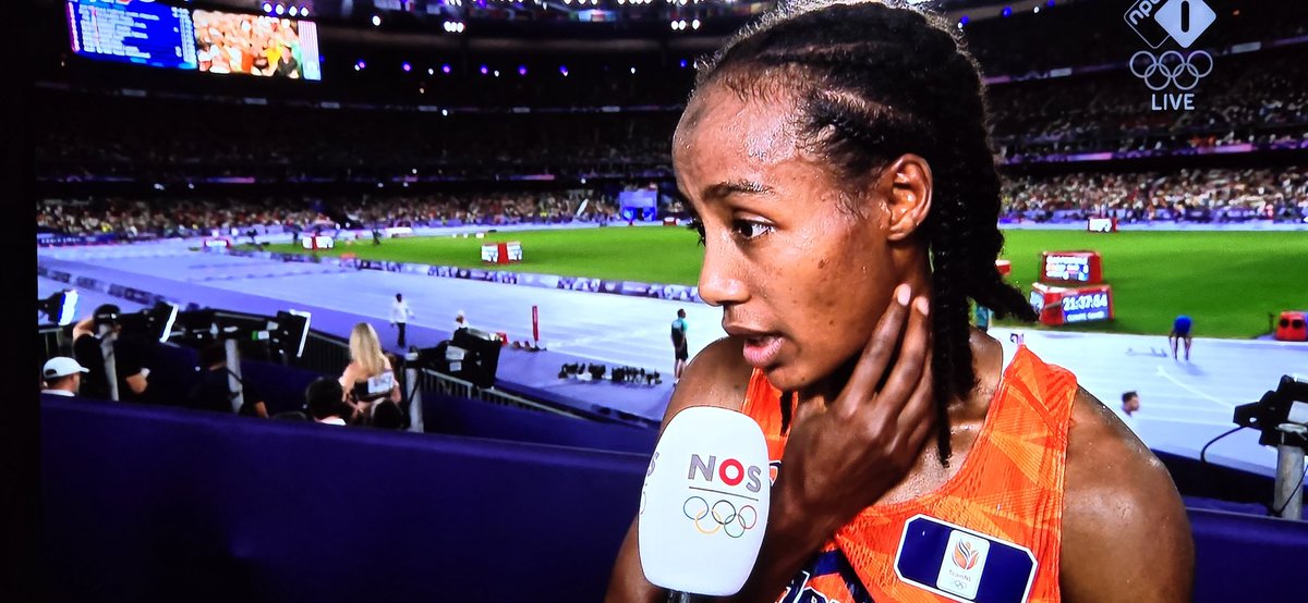 marcelbar8's tweet image. Sifan Hassan blijft medailles verzamelen. Nu brons op de 10 km. 
Wederom een schitterend resultaat.

Wat ben ik benieuwd hoe ze zondag de marathon loopt. Deze vrouw schrijft geschiedenis. Alleen dat al is fascinerend. Hup Sifan! #teamNL
