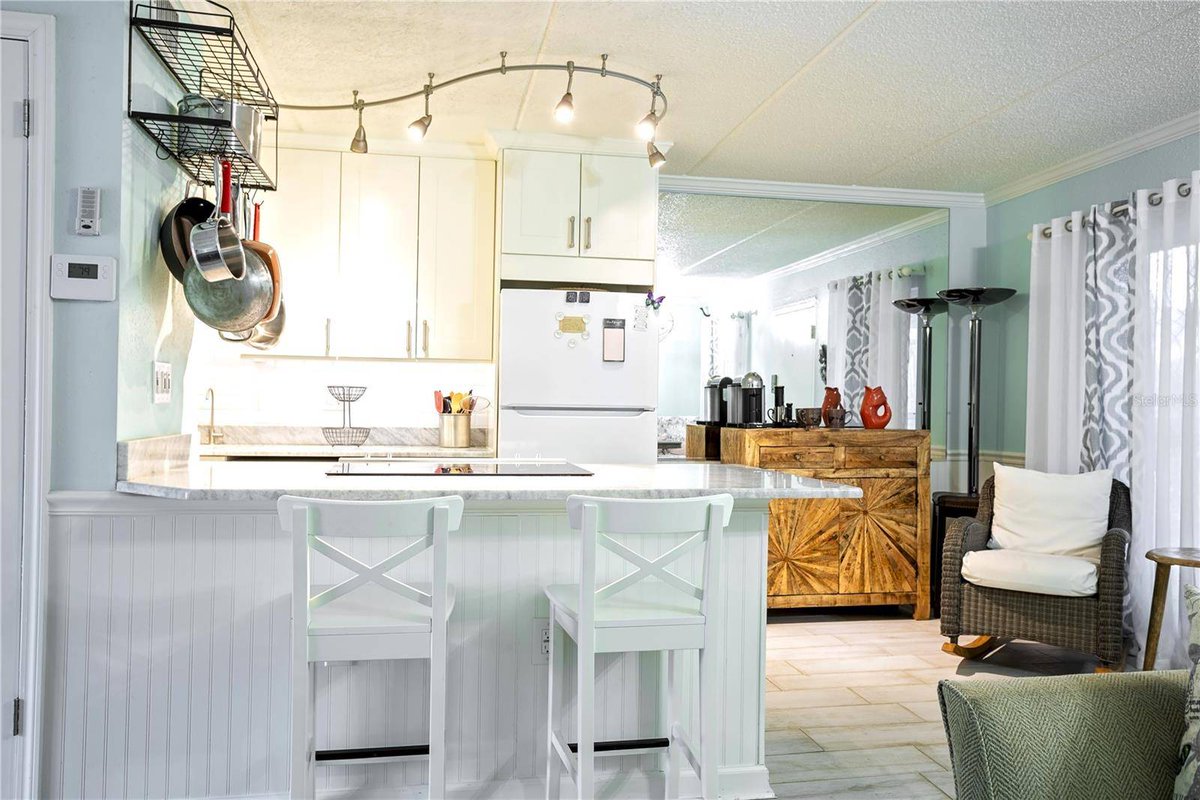 DuoBay's tweet photo. 🌴 Live Easy at Boca Shores! 🌴 Rare 1st-floor condo on the inter-costal waterway. Pool, Fishing Pier, Boat Docks, Pet-friendly.  Schedule a showing today! #BocaShoresLiving #SaintPeteBeach #CondoForSale #FloridaLiving #PetFriendly https://t.co/d1dqsCEAzy https://t.co/Dk3V1oWqXt