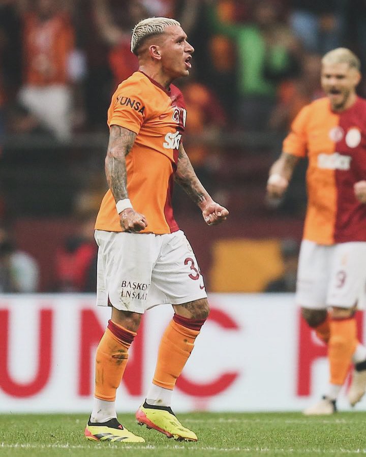 Herkes bats falan demiş ama babayı boş geçmeyelim yine çok büyük oynadı daha fazla konuşulması lazım
#lucastorreira #torreıra #Galatasaray