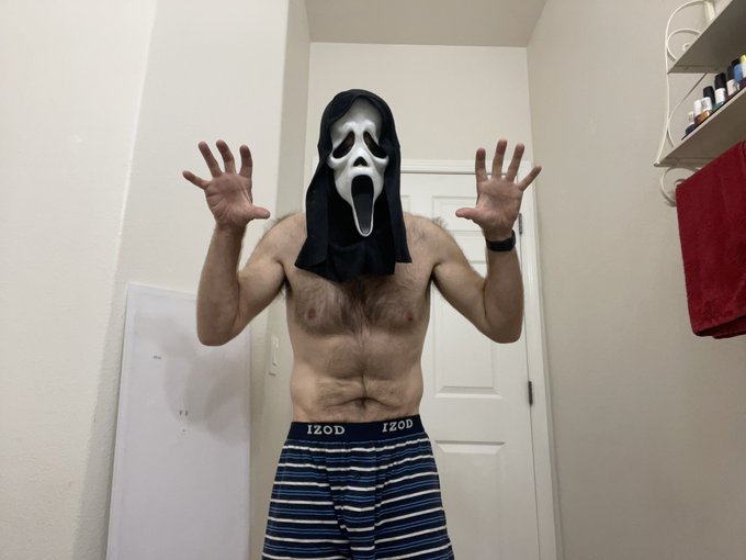 What&rsquo;s your favorite scary porno movie?  Booking to shoot themed &amp; horror themed content from 9/26 to