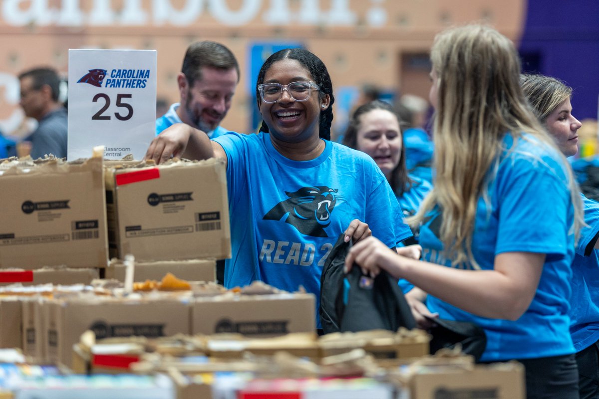 Panthers's tweet photo. Teamwork in action! In partnership with The David and Nicole Tepper Foundation, we've packed 35,000 backpacks filled with supplies to help local kids in-need gear up for the new school year @classrmcentral 's 3rd Annual Backpack Build. Together, we’re making sure every student starts the year with the tools they need to succeed