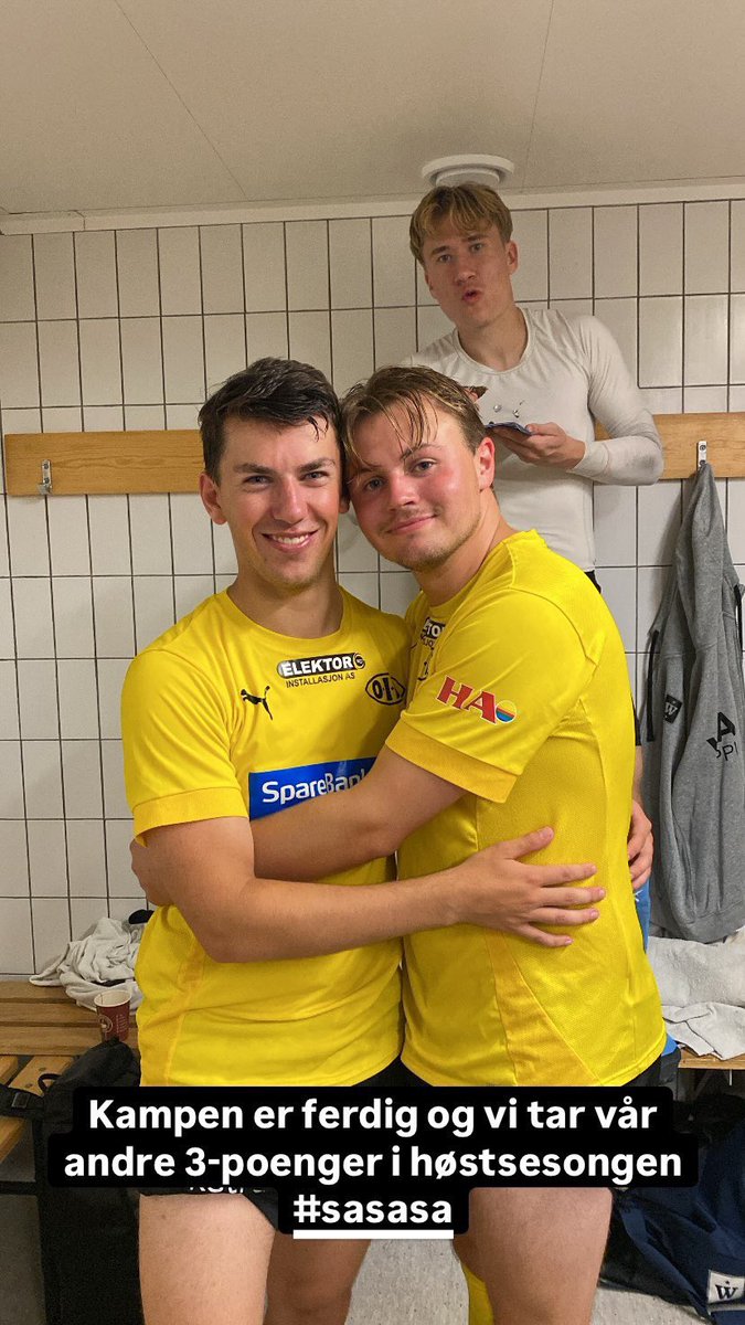 Toten slått 3-0 på Lena fredag kveld. Sander Deglum med to pinner. Ravi Øisteinsson med den siste 🙌