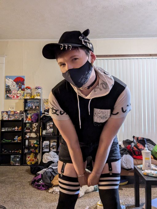 UwU https://t.co/Akfng3GHBF<a href="/tag/anthrohio"class="tags"><span>#anthrohio</span></a>