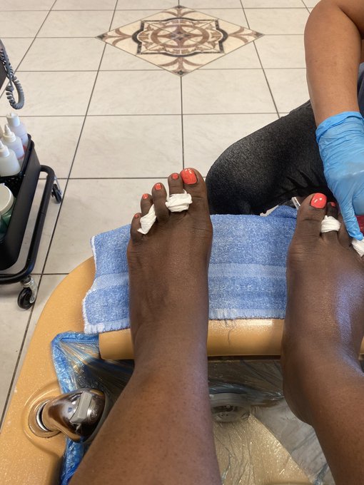 keeping myself up Just for you baby&hellip;.any contributions will get photo shoot of your choice 💋💋 $msbiz19  #toes<a href="/tag/pedicure"class="tags"><span>#pedicure</span></a><a href="/tag/toes"class="tags"><span>#toes</span></a><a href="/tag/sugardaddy"class="tags"><span>#sugardaddy</span></a><a href="/tag/paypig"class="tags"><span>#paypig</span></a><a href="/tag/cashappblessing"class="tags"><span>#cashappblessing</span></a>