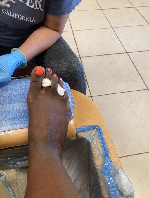keeping myself up Just for you baby&hellip;.any contributions will get photo shoot of your choice 💋💋 $msbiz19  #toes<a href="/tag/pedicure"class="tags"><span>#pedicure</span></a><a href="/tag/toes"class="tags"><span>#toes</span></a><a href="/tag/sugardaddy"class="tags"><span>#sugardaddy</span></a><a href="/tag/paypig"class="tags"><span>#paypig</span></a><a href="/tag/cashappblessing"class="tags"><span>#cashappblessing</span></a>