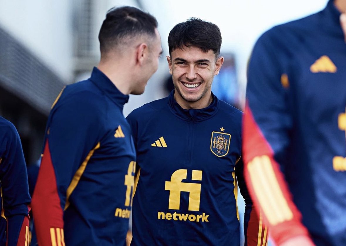 (🟢) NEW:

Zubimendi has to make a decision this weekend because Liverpool are not going to wait for him. There is little hope he will decide to break everything that has been discussed and agreed with Liverpool and stay.

[<a href="/MikRec/">Mikel Recalde</a>]